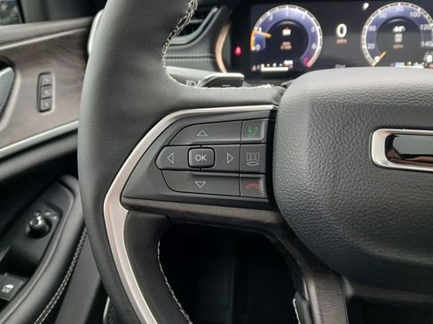 New 2026 Jeep Grand Cherokee Limited w/ Limited Altitude Package image 13