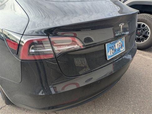 Used 2021 Tesla Model 3 Standard Range Plus image 5