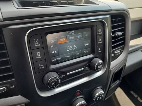 Used 2014 RAM 1500 Express AWD/4WD image 19