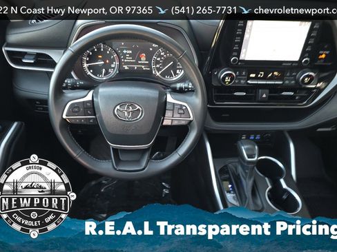 Used 2022 Toyota Highlander XLE image 14