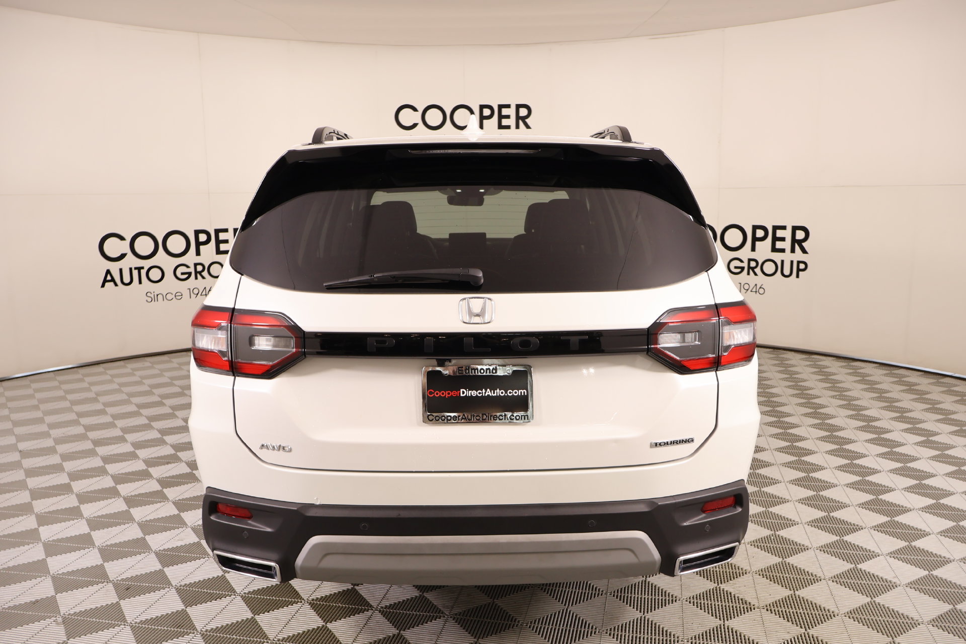 Used 2025 Honda Pilot Touring image 23