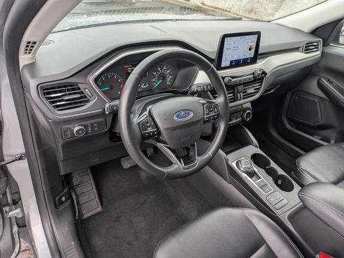 Used 2022 Ford Escape SEL AWD/4WD image 16