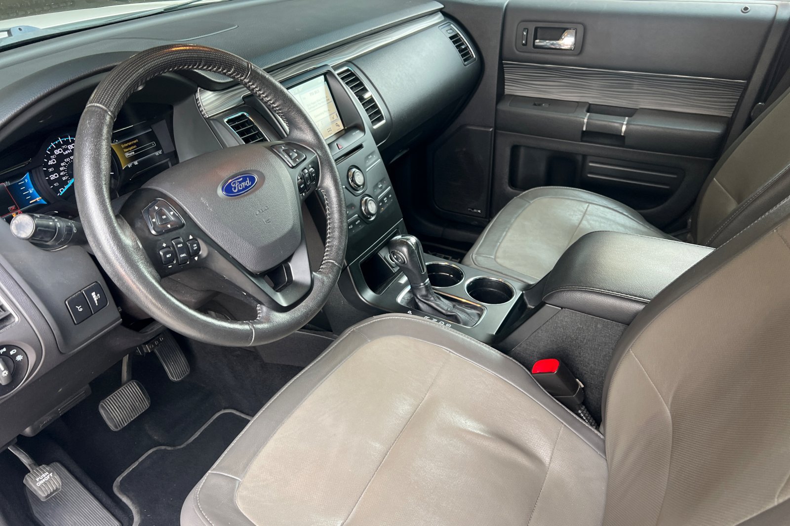 Used 2019 Ford Flex SEL w/ Equipment Group 202A AWD/4WD image 4