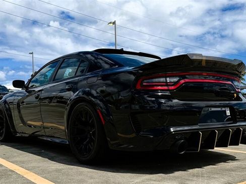 Used 2023 Dodge Charger SRT Hellcat w/ Harman/Kardon Audio Group RWD image 4