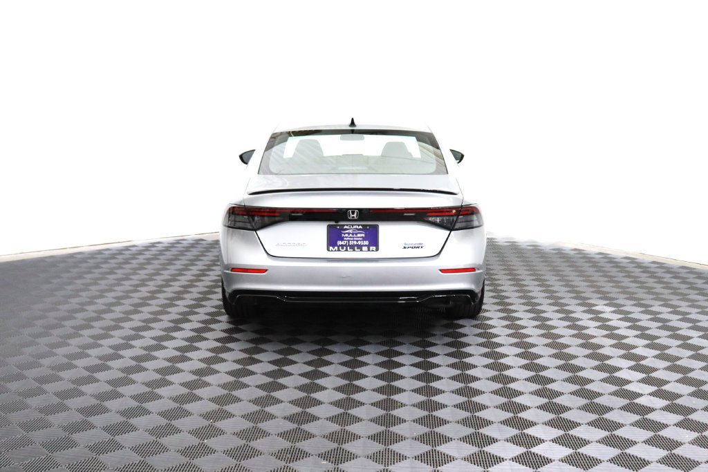 Used 2024 Honda Accord Sport image 8