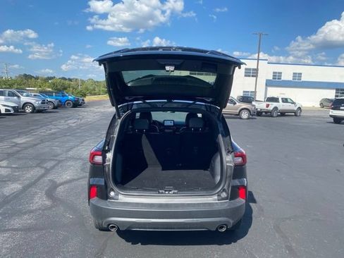 Used 2025 Ford Escape ST-Line Select AWD/4WD image 5