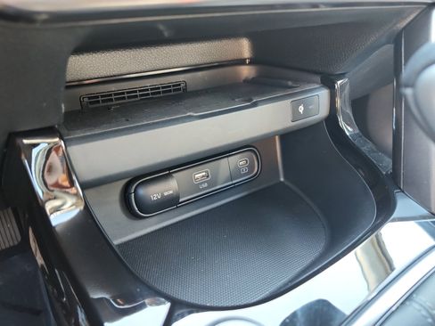 Used 2024 Kia Seltos SX w/ SX Sunroof Package AWD/4WD image 21