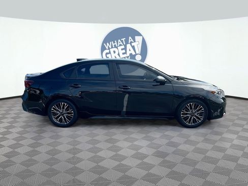Certified 2023 Kia Forte GT-Line FWD image 4
