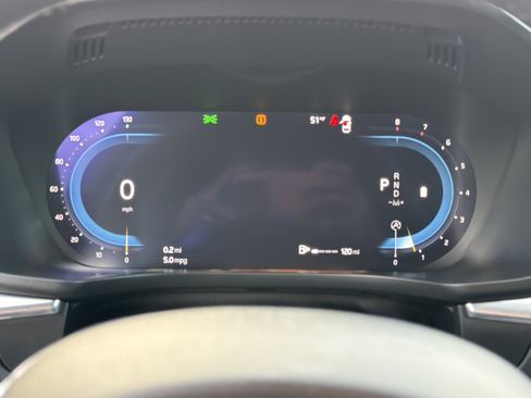 Used 2024 Volvo XC60 B5 Plus image 30