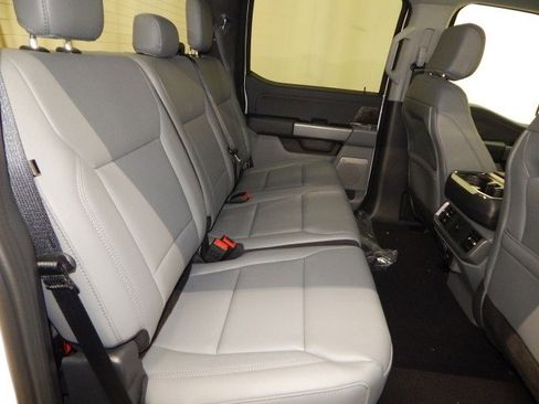 New 2025 Ford F150 Lightning Flash image 19