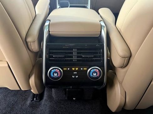 New 2026 Land Rover Range Rover SE AWD/4WD image 22