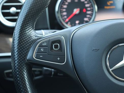 Used 2018 Mercedes-Benz E 300 image 41