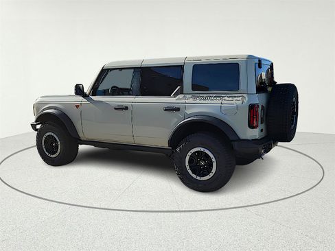 New 2025 Ford Bronco Badlands w/ Sasquatch Package image 4