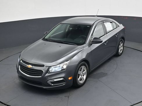 Used 2016 Chevrolet Cruze LT FWD image 37