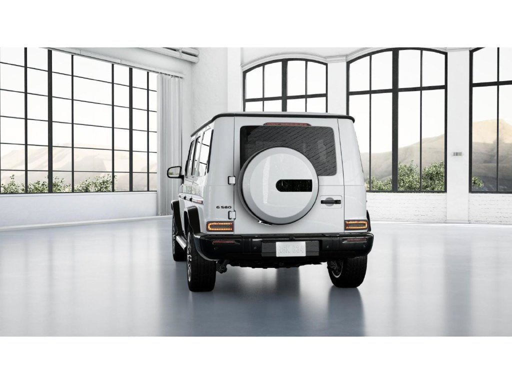 New 2027 Mercedes-Benz G 580 e image 26