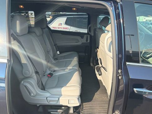 Used 2019 Honda Odyssey Elite image 7