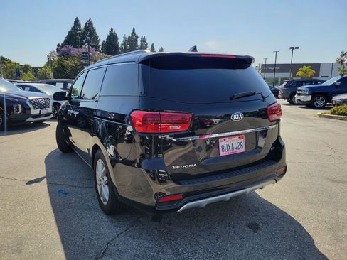 Certified 2021 Kia Sedona EX w/ EX Premium Package FWD image 4