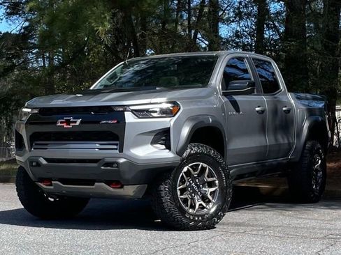 Used 2024 Chevrolet Colorado ZR2 w/ ZR2 Convenience Package III image 1