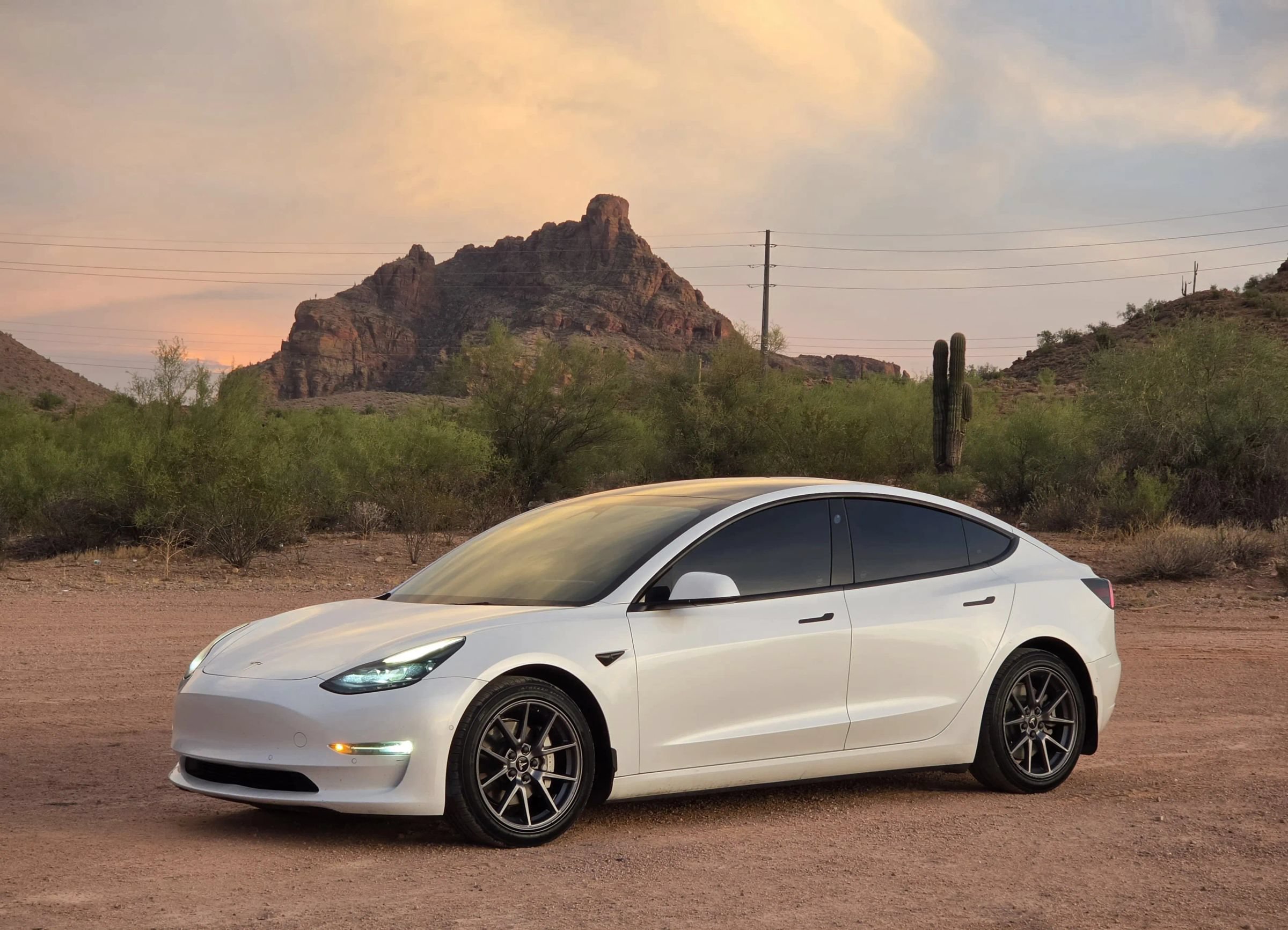 Used 2022 Tesla Model 3 Long Range AWD/4WD image 20