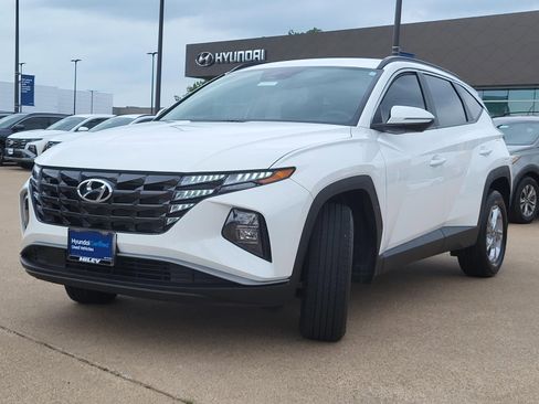 Certified 2023 Hyundai Tucson SEL AWD/4WD image 2