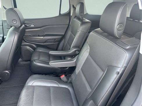 Used 2019 GMC Acadia SLT image 13