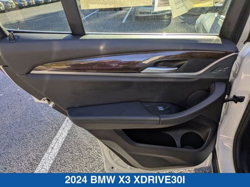 Used 2024 BMW X3 xDrive30i w/ Convenience Package image 30