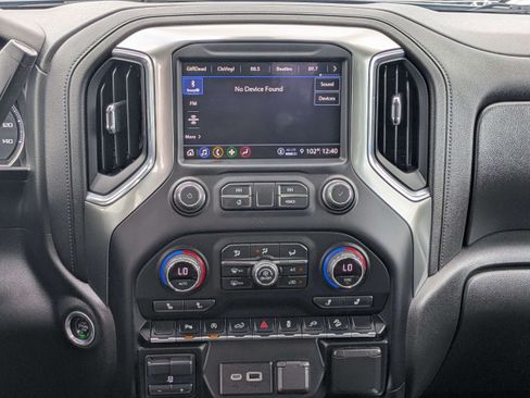 Used 2021 Chevrolet Silverado 1500 LT Trail Boss AWD/4WD image 17