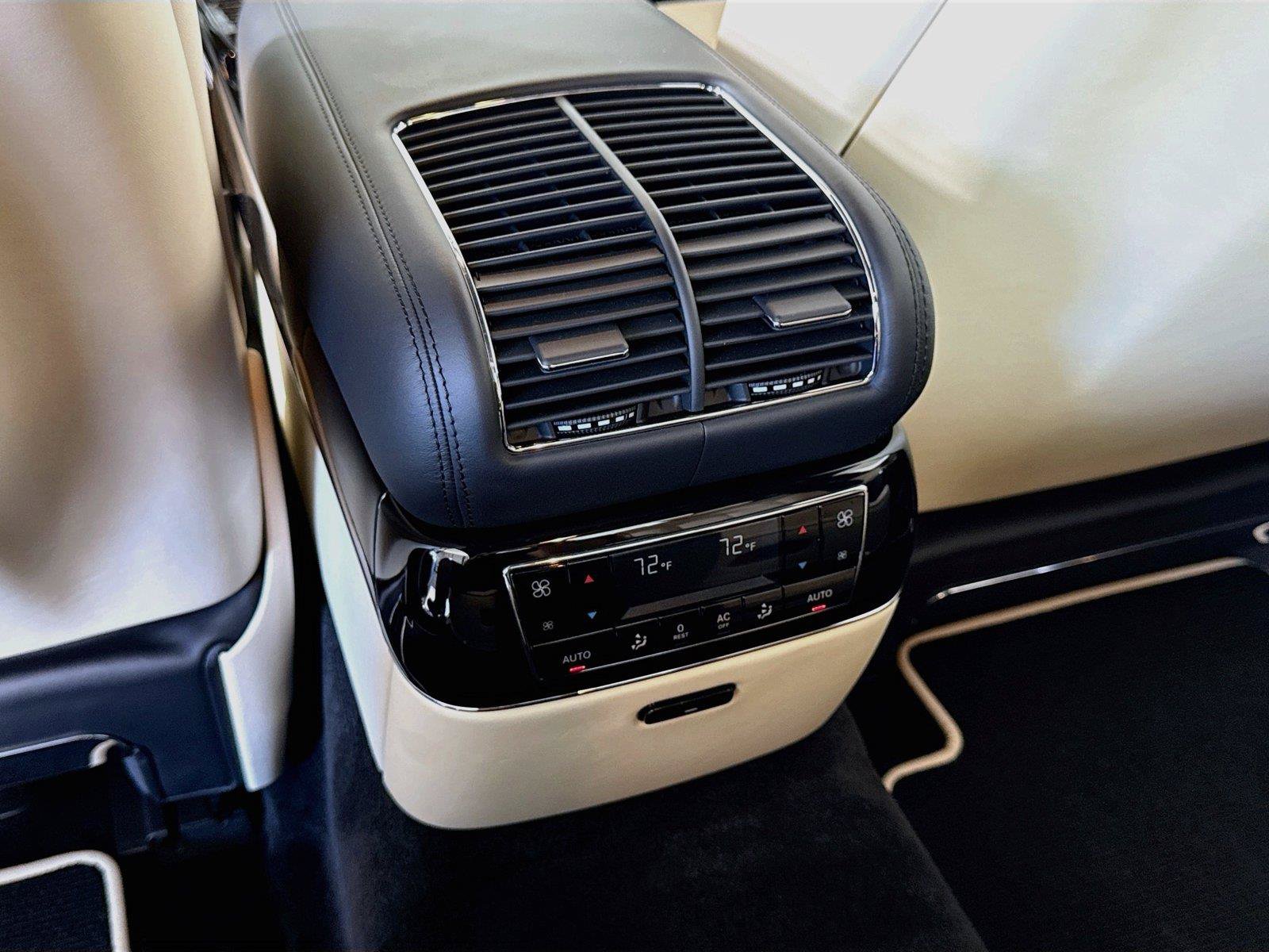 Used 2006 Maybach 57 S RWD image 29