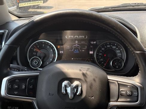 Used 2022 RAM 1500 Laramie AWD/4WD image 15