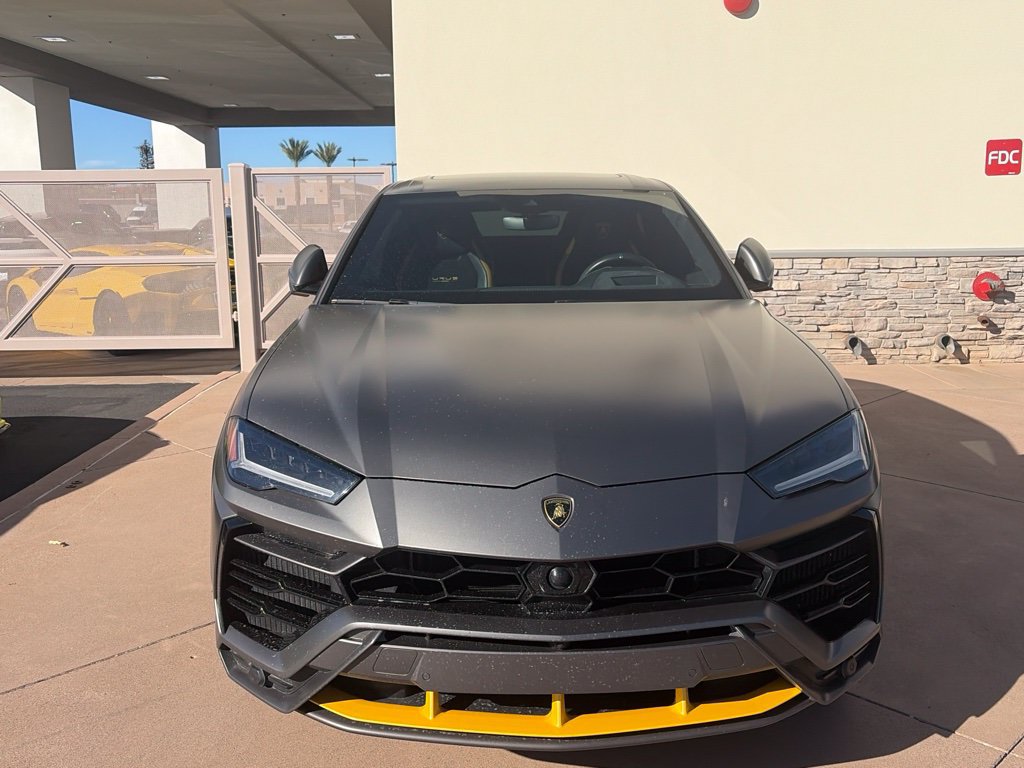 Used 2022 Lamborghini Urus AWD/4WD image 8