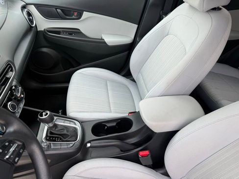 Used 2023 Hyundai Kona SEL w/ Cargo Package image 28