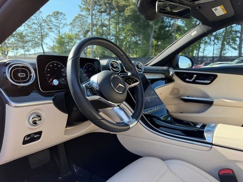 Used 2023 Mercedes-Benz C 300 Sedan w/ Exclusive Trim Package image 10