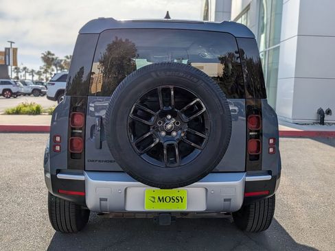 Used 2024 Land Rover Defender 110 S AWD/4WD image 4