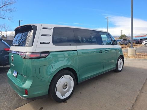 New 2025 Volkswagen ID. Buzz 1st Edition image 5