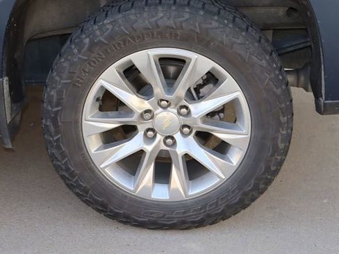 Used 2019 Chevrolet Silverado 1500 LTZ w/ LTZ Texas Edition AWD/4WD image 31