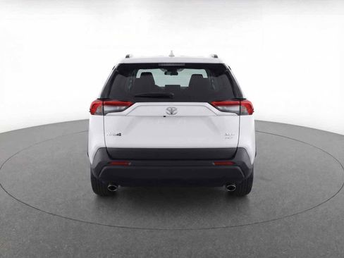 Used 2025 Toyota RAV4 XLE image 8