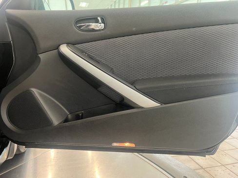 Used 2009 Nissan Altima 2.5 S FWD image 16