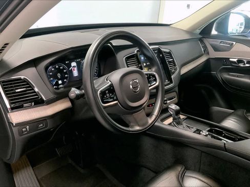 Used 2021 Volvo XC90 T6 Inscription w/ Climate Package image 2