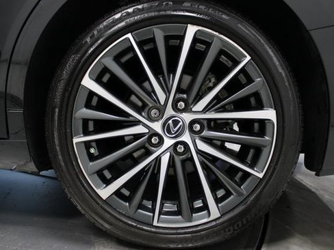 Used 2023 Lexus ES 350 w/ Premium Package image 29