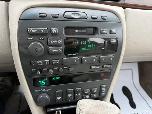 Used 1997 Cadillac Seville SLS w/ Leather/Lumbar Pkg image 25