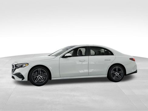 New 2026 Mercedes-Benz E 350 4MATIC Sedan image 36