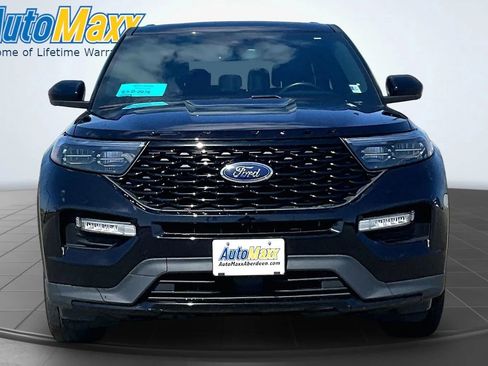 Used 2022 Ford Explorer ST-Line AWD/4WD image 2