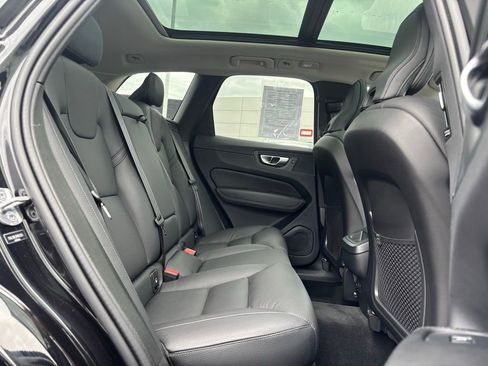 Used 2024 Volvo XC60 B5 Plus w/ Climate Package image 24