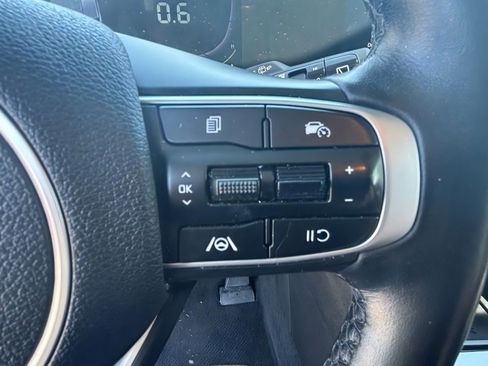 Used 2023 Kia Sportage EX AWD/4WD image 14