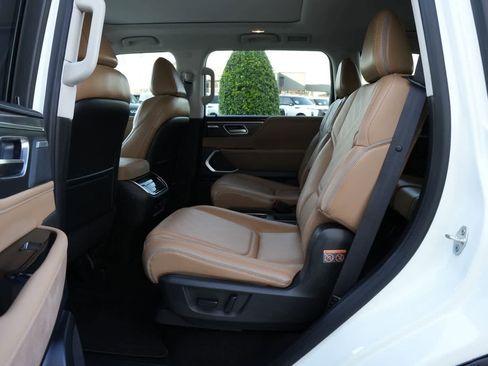 New 2026 INFINITI QX80 Luxe w/ Cargo Package RWD image 19