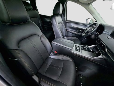 Used 2024 MAZDA CX-90 Plug-In Hybrid w/ Preferred AWD/4WD image 34