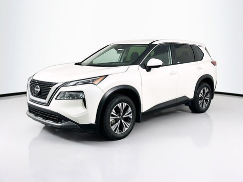 Used 2023 Nissan Rogue SV FWD image 3