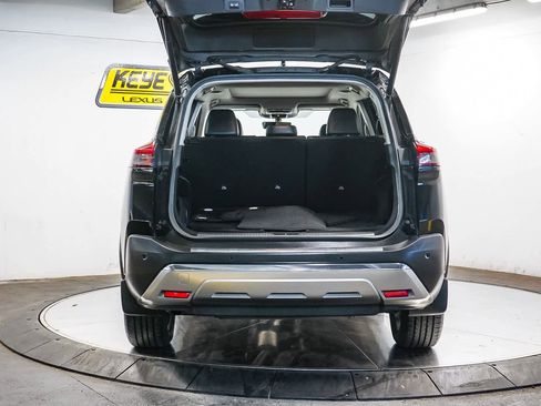 Used 2021 Nissan Rogue Platinum image 27