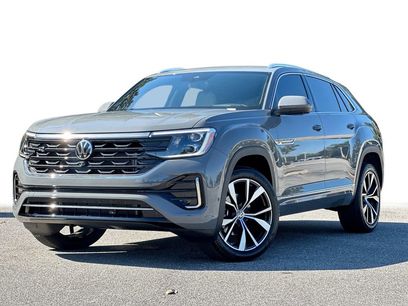 New 2025 Volkswagen Atlas Cross Sport SEL Premium R-Line