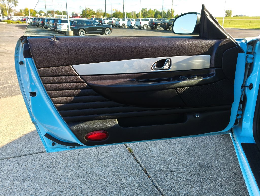 Used 2003 Ford Thunderbird RWD image 9